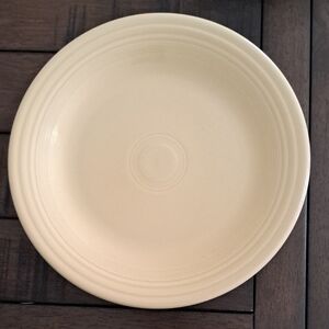Old Ivory Fiestaware Dinner Plate